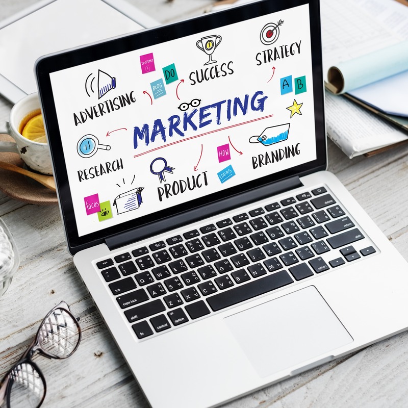 What is a Marketing Agency? A Complete Beginner’s Guide 2025 3 Team sharing marketing ideas and planning strategy based on research in 2025
